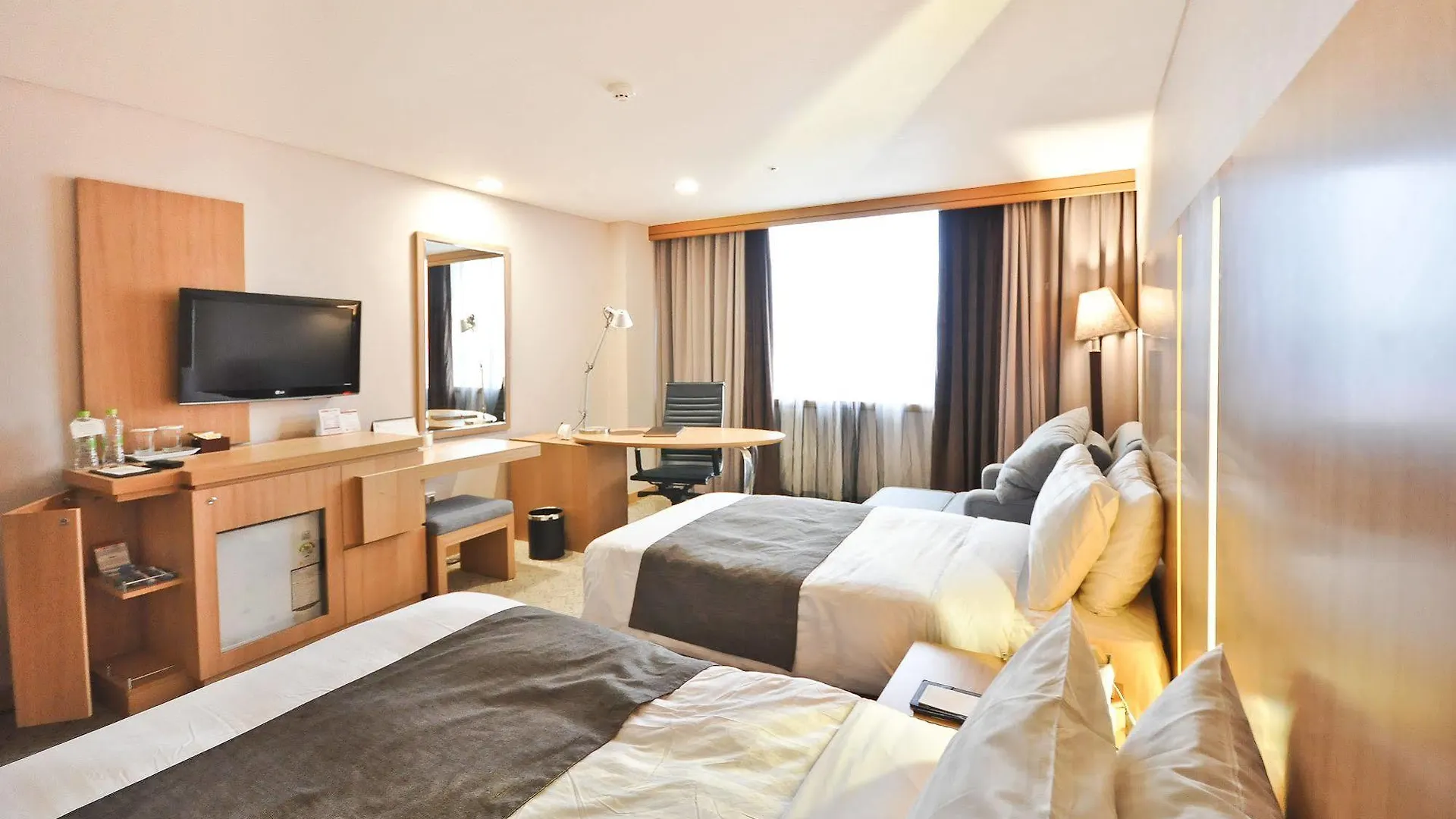 ****  Ramada By Wyndham Songdo Hotel Incheon Korsel