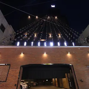 뮤리 부산 2*, 부산광역시 대한민국