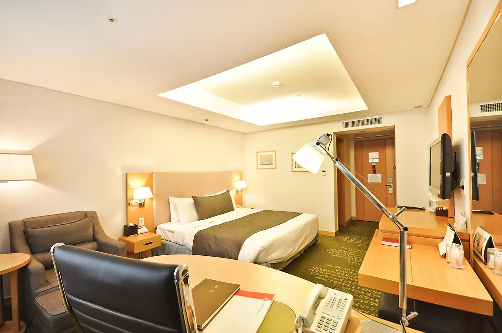 Hotel Ramada By Wyndham Songdo à Incheon 4*,